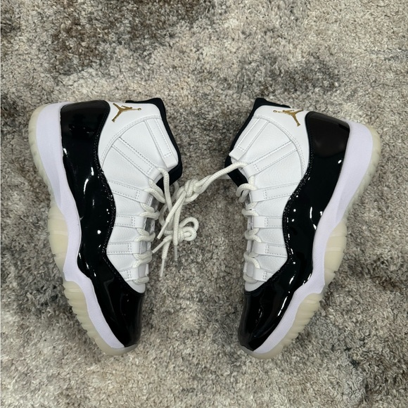 jordan 11 size 7.5 mens